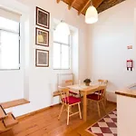 Casa D'arriba 4* Atouguia Da Baleia