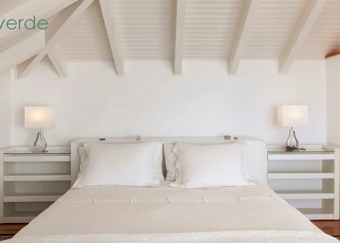 Casa D'arriba Frühstückspension Atouguia Da Baleia