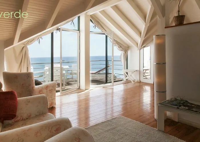 Frühstückspension Casa D'arriba Atouguia Da Baleia